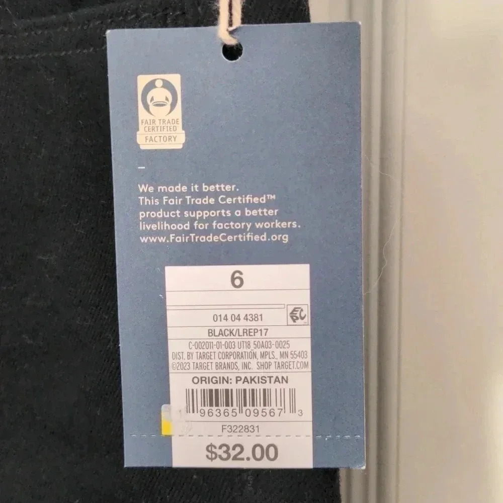 Universal Thread No Fade Bootcut Jeans - Picture 5 of 11